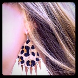 Leporad fringe earrings